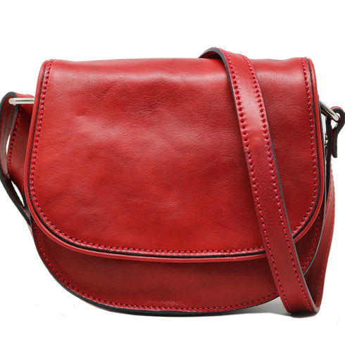 Floto Chianti Leather Saddle Bag Crossbody in Red.