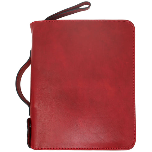 The Floto Venezia Laptop Case is a leather portfolio that is structured and has a brass zipper closure. It can hold a small size laptop and it is handcrafted in Italy with natural full grain leather. This is the Venezia Laptop Case in Tuscan Red.