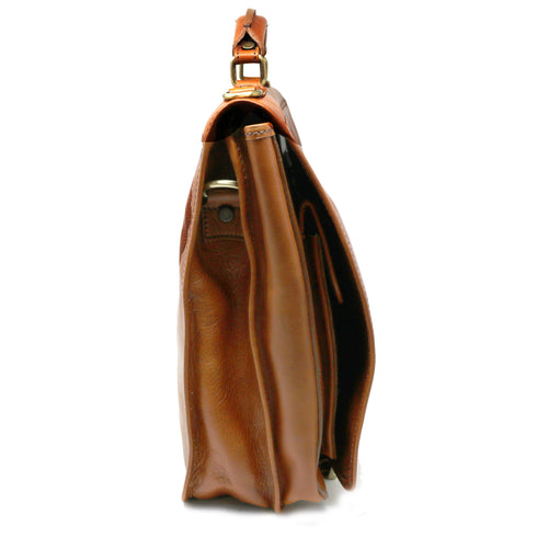 The Floto Piazza leather messenger bag is a men's casual bag that is handcrafted in Italy. This is the Piazza Messenger in Tobacco Brown 5