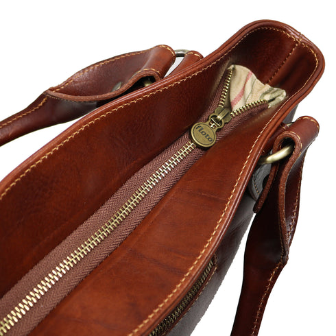 Floto Italian Leather Shoulder Bag Women's Taormina Handbag brown 9