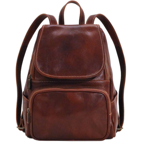 The Floto Livorno leather backpack is a wommen's fashion pack that is handcrafted in Italy. This is the Livorno Backpack in Vecchio Brown. Front view.